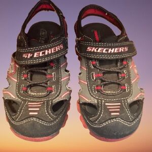 Skechers Black and Red Sandals with Adjustable Straps and Sturdy Sole
